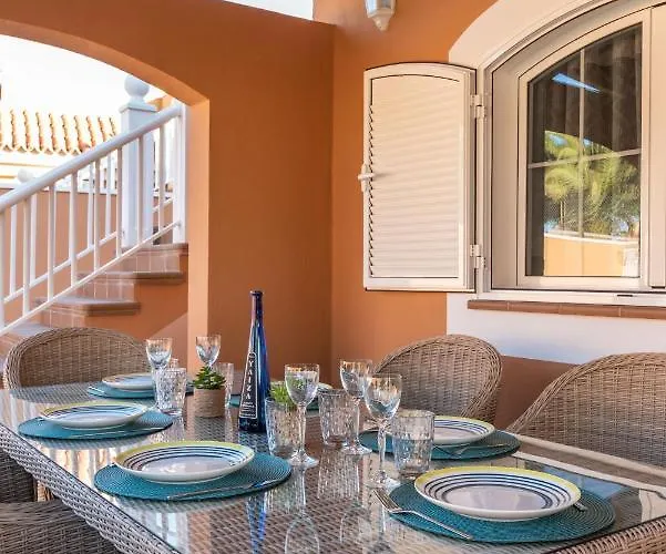 Cayetana * Caleta De Fuste